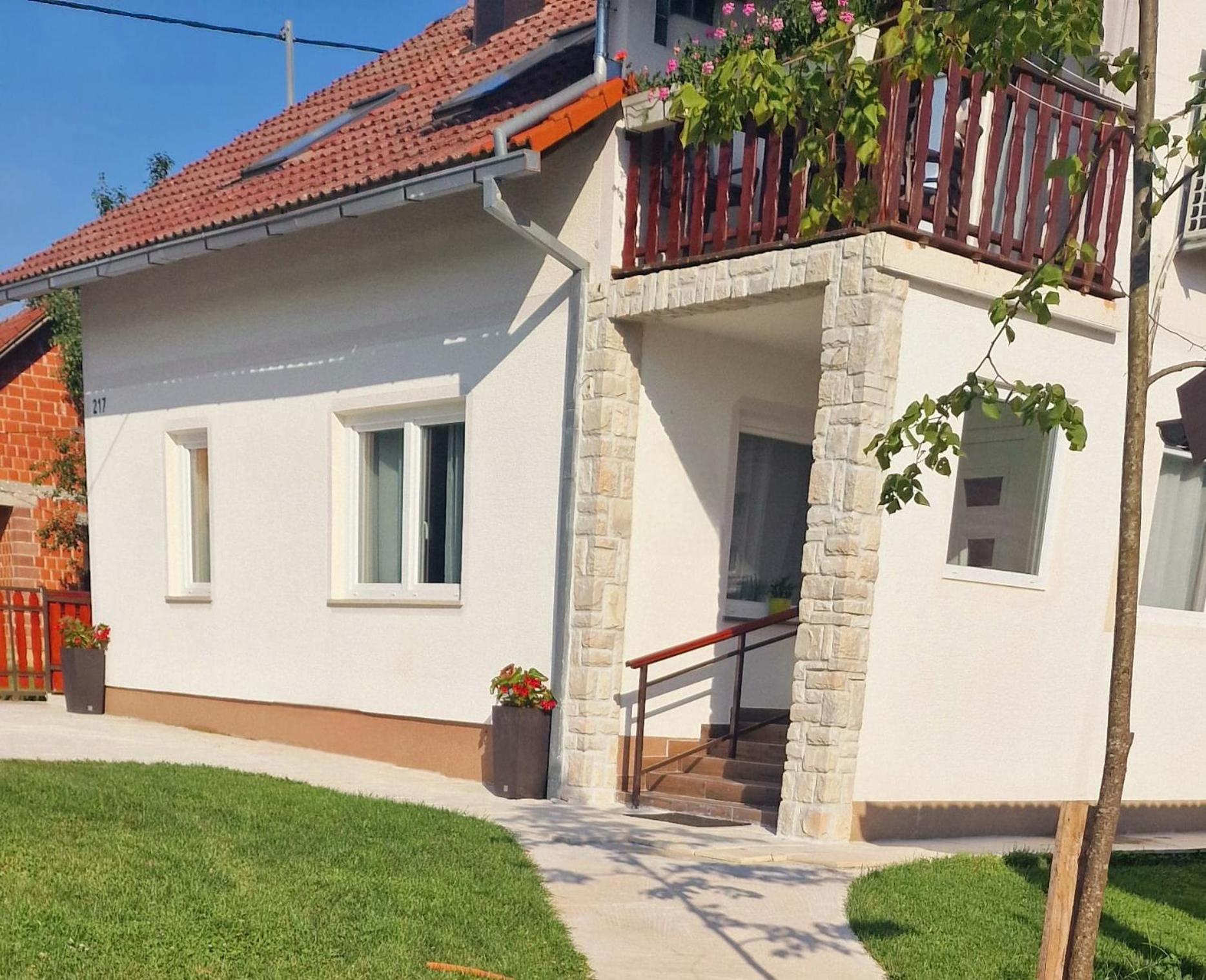 Apartments Anna & Mateo Rakovica Εξωτερικό φωτογραφία