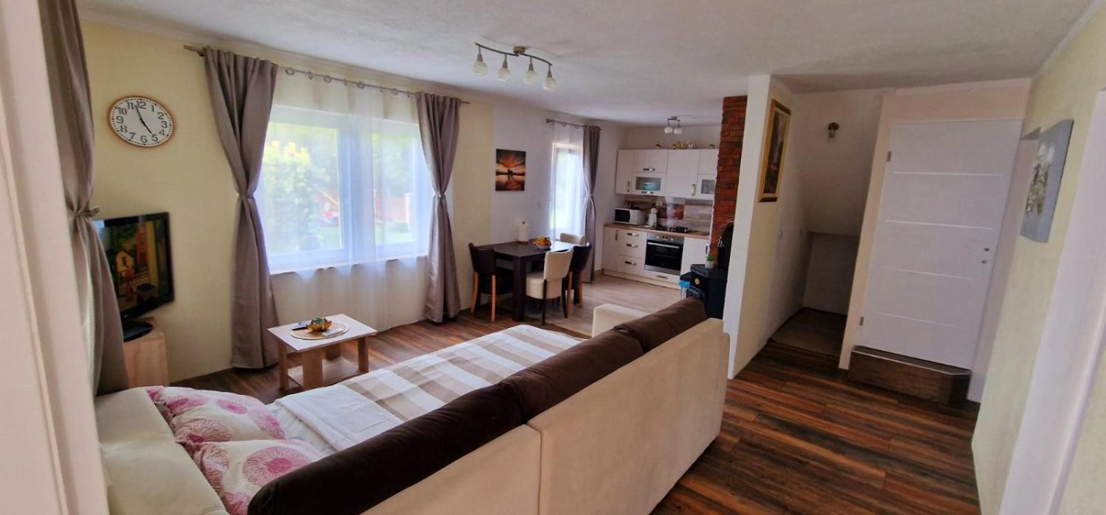 Apartments Anna & Mateo Rakovica Εξωτερικό φωτογραφία